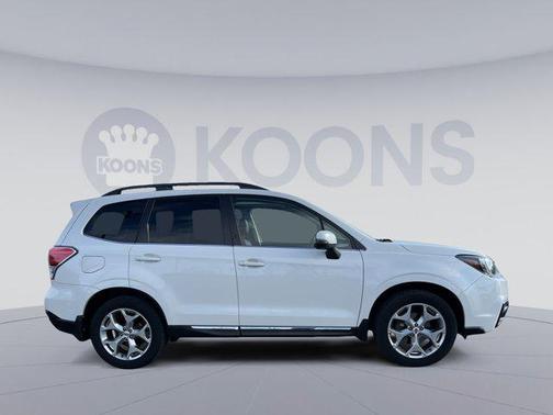 2017 Subaru Forester 2.5i Touring