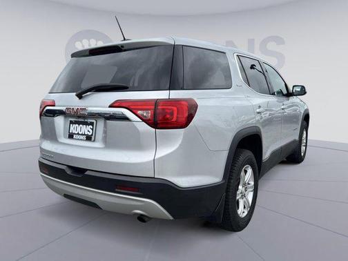 2017 GMC Acadia SLE-1