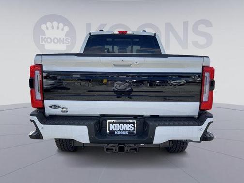 2025 Ford F-250 Platinum
