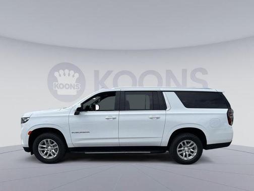 2023 Chevrolet Suburban LT