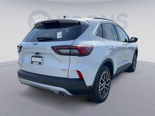 2025 Ford Escape Base