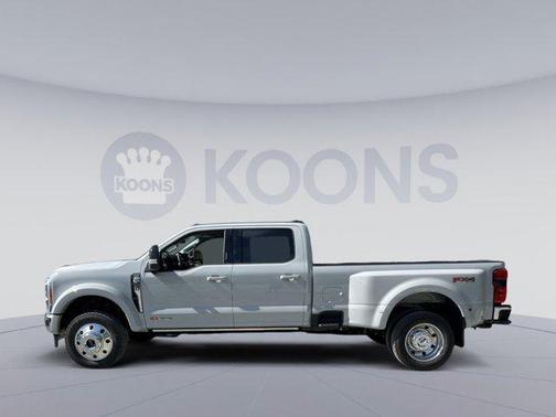 2026 Ford F-450 Lariat