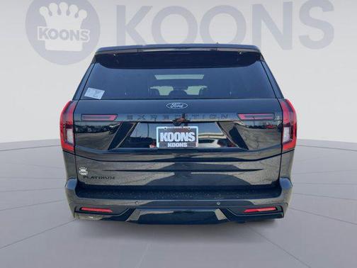 Dark Matter Gray Metallic 2026 Ford Expedition Platinum