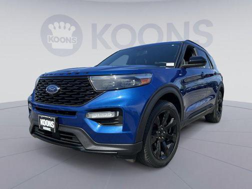 Blue Metallic 2023 Ford Explorer ST-Line