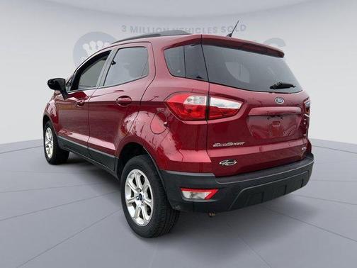 Photo 3 of 25 of 2018 Ford EcoSport SE