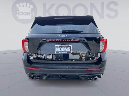 Agate Black Metallic 2024 Ford Explorer ST
