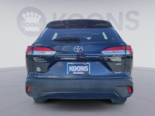 2025 Toyota Corolla Cross LE