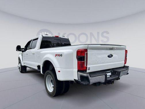 2023 Ford F-450 Lariat