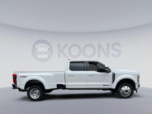 2023 Ford F-450 Lariat