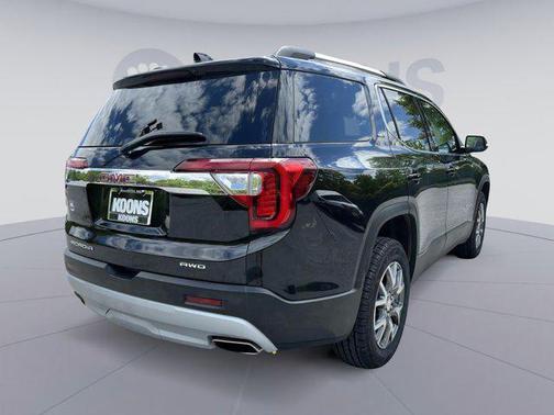 2023 GMC Acadia AWD SLT
