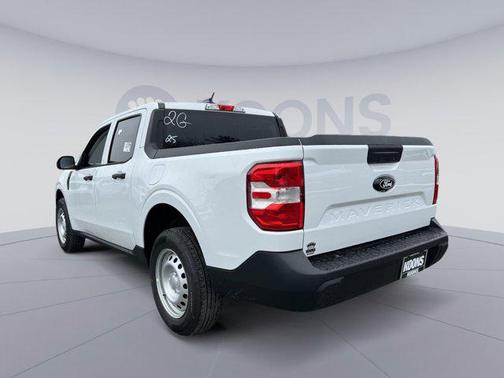 Oxford White 2026 Ford Maverick XL