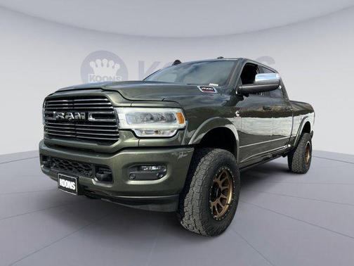 2020 RAM 2500 Laramie Crew Cab 4x4 6'4' Box