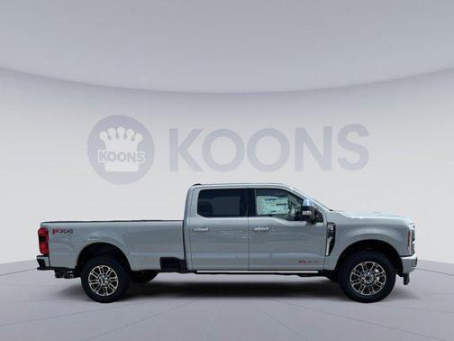 2025 Ford F-350 Platinum