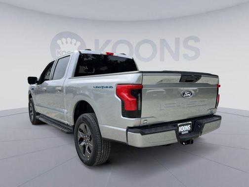 2025 Ford F-150 Lightning Flash