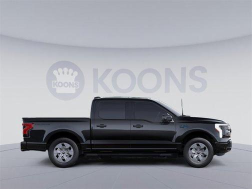 2025 Ford F-150 Lightning LARIAT