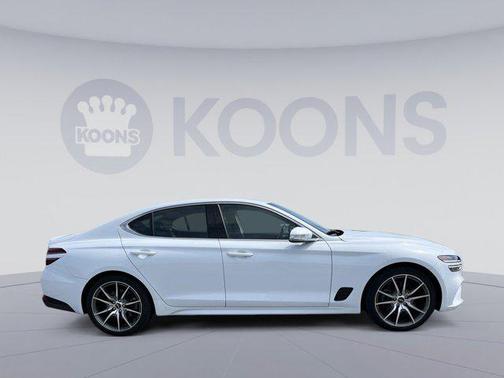 2023 Genesis G70 2.0T AWD