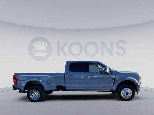 2024 Ford F-450 Limited
