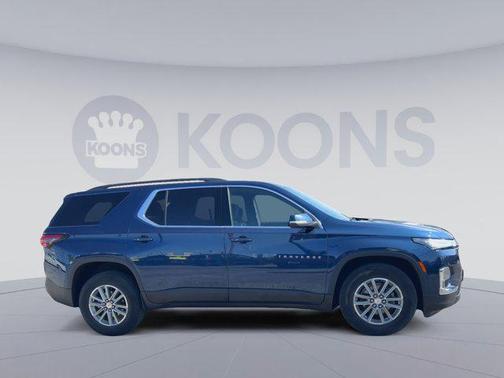 Northsky Blue Metallic 2023 Chevrolet Traverse LT Cloth
