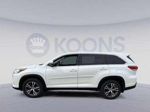 2019 Toyota Highlander LE