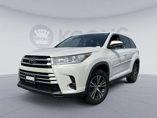 2019 Toyota Highlander LE