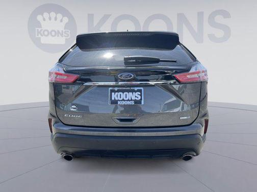2020 Ford Edge SE