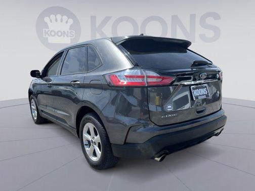 2020 Ford Edge SE