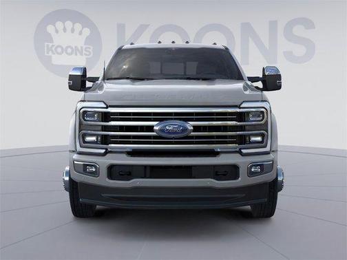2025 Ford F-450 Platinum