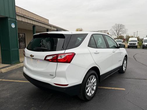 2021 Chevrolet Equinox LS