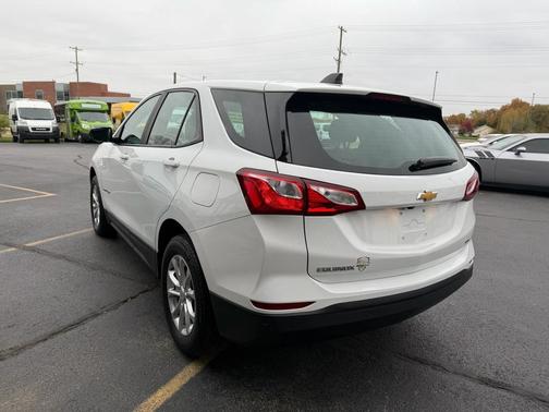 2021 Chevrolet Equinox LS