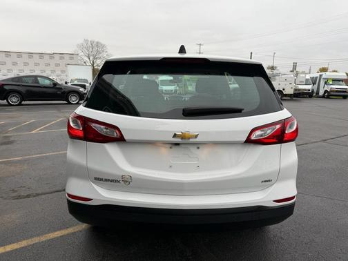 2021 Chevrolet Equinox LS