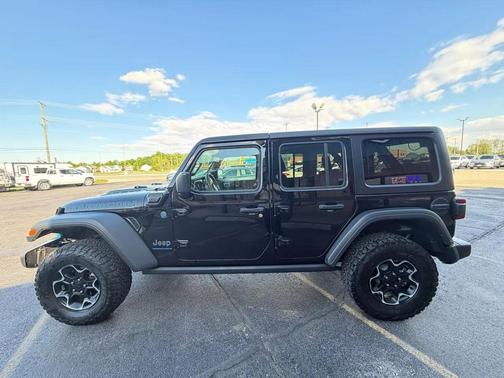 Black Clearcoat 2023 Jeep Wrangler 4xe Rubicon