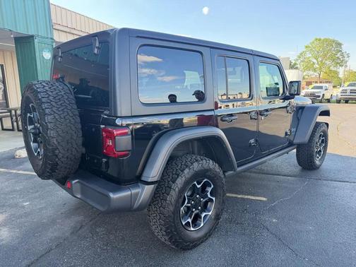 Black Clearcoat 2023 Jeep Wrangler 4xe Rubicon
