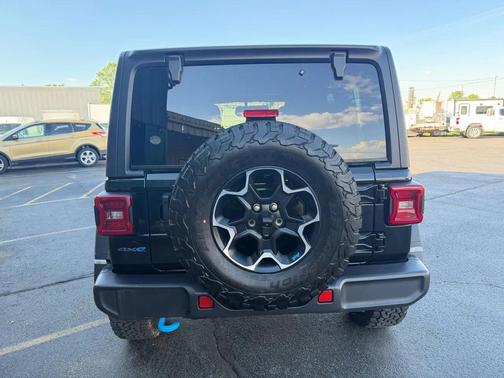 Black Clearcoat 2023 Jeep Wrangler 4xe Rubicon