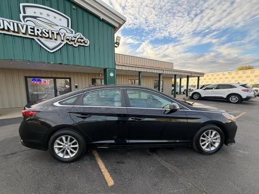 2019 Hyundai SONATA SE