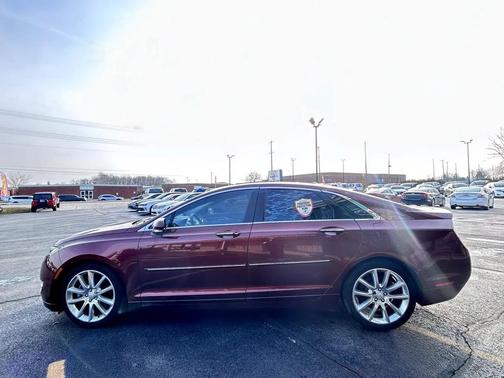 2015 Lincoln MKZ Base