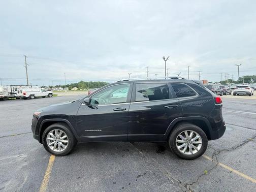 Brilliant Black Crystal Pearlcoat 2015 Jeep Cherokee Limited