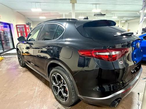 2022 Alfa Romeo Stelvio Ti