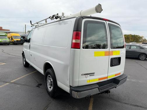 2014 Chevrolet Express 2500 Work Van