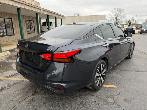 2022 Nissan Altima 2.5 SV