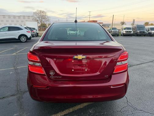 2018 Chevrolet Sonic LT