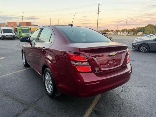2018 Chevrolet Sonic LT