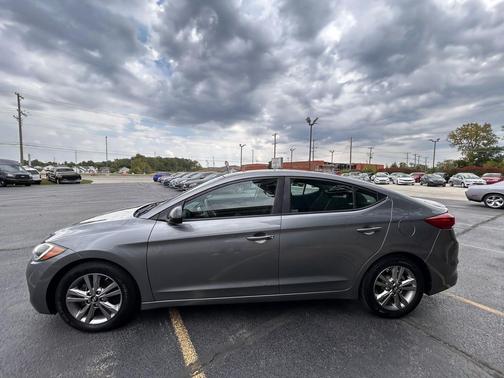 2018 Hyundai ELANTRA Value Edition