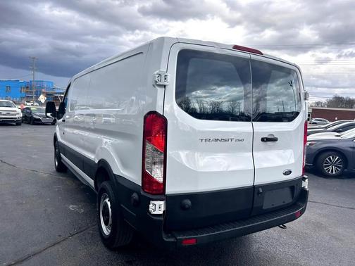 2020 Ford Transit-250 Base
