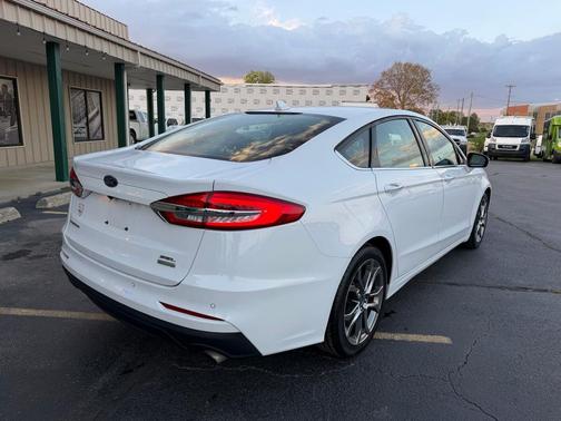 2020 Ford Fusion SEL
