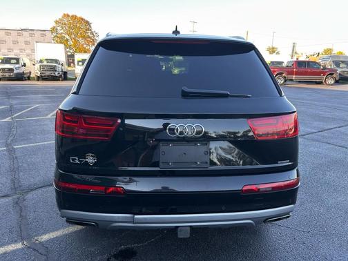 2017 Audi Q7 2.0T Premium