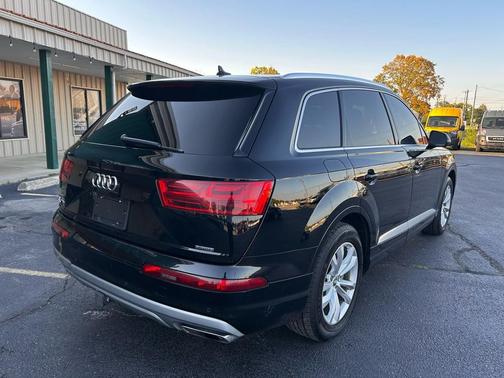 2017 Audi Q7 2.0T Premium