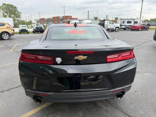 Black 2018 Chevrolet Camaro 1LT