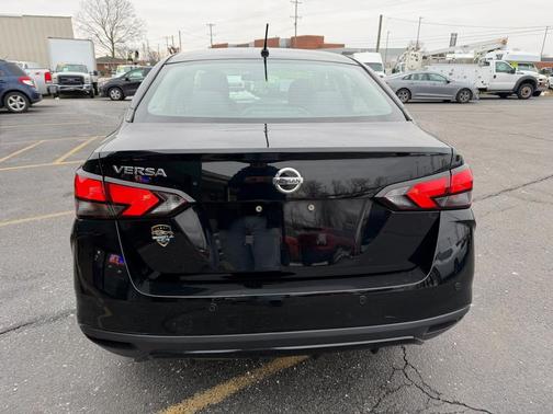 2020 Nissan Versa 1.6 S