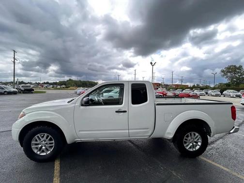 2017 Nissan Frontier SV