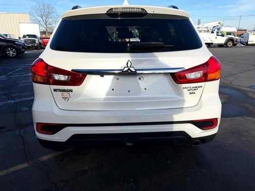 2018 Mitsubishi Outlander Sport 2.4 SEL